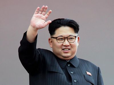 Foto: Penampilan Kim Jong Un dengan Gaya Rambut Ambisius