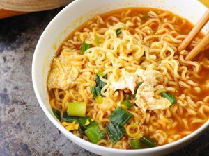 Menu Puasa ala Anak Kos dan Kisah Pesanan Makanan Tak Sesuai Tampilan Menu Puasa ala Anak Kos dan Kisah Pesanan Makanan Tak Sesuai Tampilan