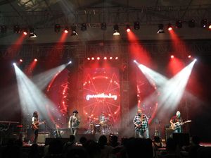 Petjah! Penampilan di Hari Pertama Synchronize Festival 2016