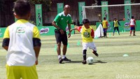 Ini merupakan kali kedua digelarnya Milo Football Coaching Clinic Day sejak April 2016 lalu.