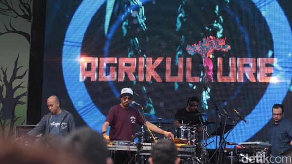 Mulai Band Indie Pop Sampai Blues Buka Synchronize Fest Hari Terakhir