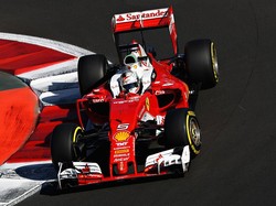 Tentang Vettel yang Marah-Marah dengan Ucapan Kasar di Radio Tim