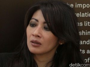 Laksmi Pamuntjak: Frankfurt Book Fair Tidak Bisa Lagi Wakili Suara Dunia Laksmi Pamuntjak: Frankfurt Book Fair Tidak Bisa Lagi Wakili Suara Dunia