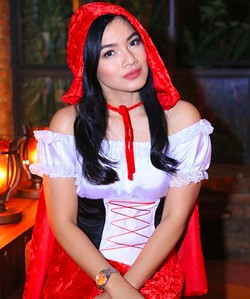 Foto: Gaya 10 Selebriti Indonesia Pakai Kostum Halloween Unik