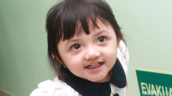 Punya Adik, Arsy Makin Ngegemesin!