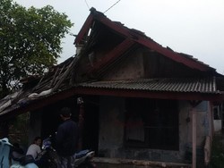 Lihat Rumah Kontrakan Nyaris Roboh, Ahok Ajak Penghuni Pindah ke Rusun