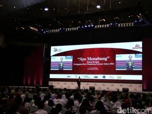 Jokowi: Masyarakat Masih Simpan Uang di Bawah Kasur, Totalnya Rp 1 Triliun