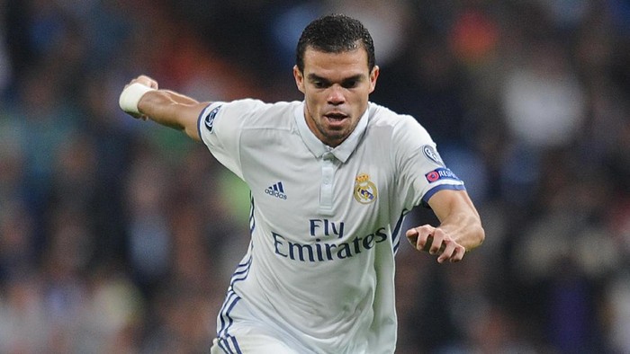 Pepe Tambah Daftar Cedera Madrid