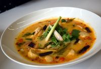 Menu Ke-17: Sedapnya Green Curry Hingga Tom Yum Pla Khas 