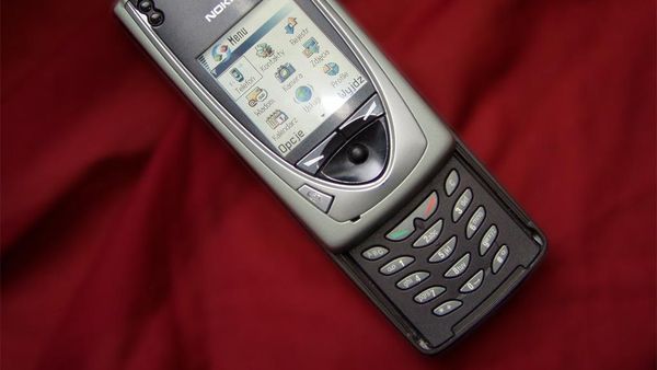 12 Ponsel Kamera Paling Legendaris