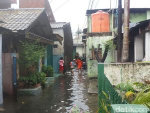 Antisipasi Banjir, Lurah Minta Pemprov DKI Keruk dan Turap Kali Prumpung