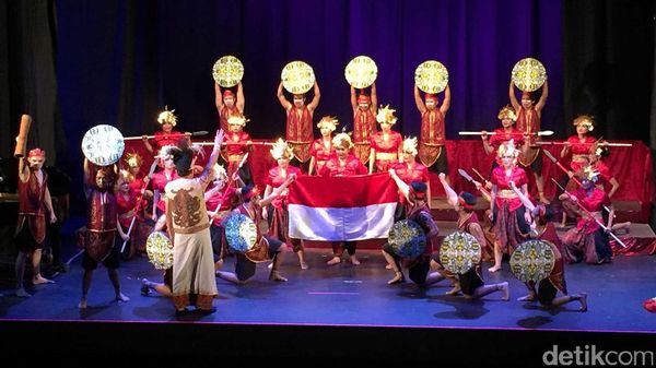 LSPR Choir Ikuti Lomba di Spanyol