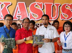 Polisi Tangkap Pencuri 7 BTS Telkomsel di Serang