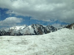 Potret Pegunungan Salju di Jepang