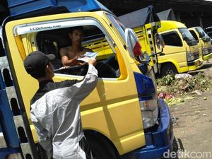 Ada Servis Truk di Pasar Induk