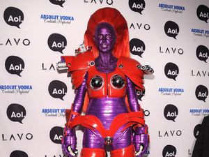 Foto: Kostum Halloween Tergila yang Pernah Dipakai Heidi Klum Foto: Kostum Halloween Tergila yang Pernah Dipakai Heidi Klum
