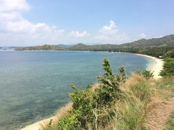 Rugi Kalau Ngebut Saat Lewat Jalanan di Lombok Ini!