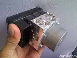 Begini Cara Kerja Rem ABS pada Motor