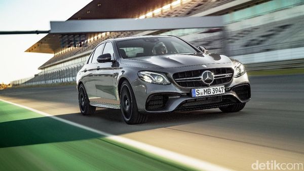 Mercy E-Class Paling Dahsyat