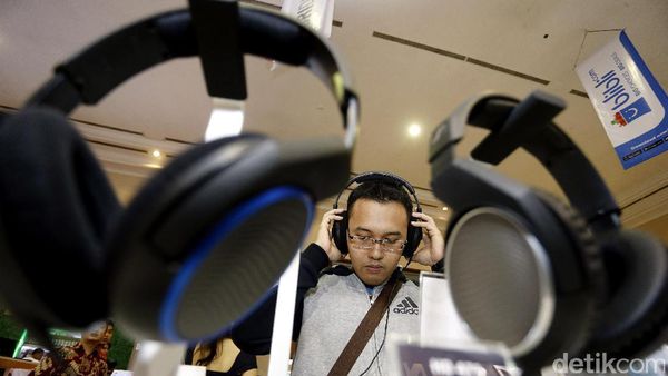 300 Eksibitor Hadiri BRI Indocomtech 2016