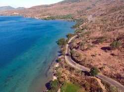 Jangan Kedip Sepanjang Perjalanan ke Sumbawa, Indah Banget!
