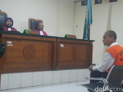 Bantu Impor 97 Kg Sabu, 2 WNI Dituntut Hukuman Seumur Hidup