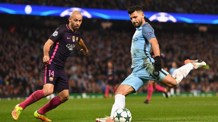 Sinar Aguero Redupkan Messi