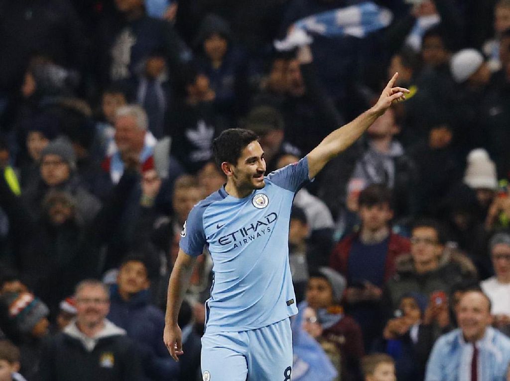 Guendogan Sudah Kembali Berlatih Usai Cedera Lutut Guendogan Sudah Kembali Berlatih Usai Cedera Lutut