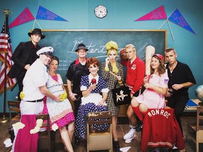 Gaya Para Seleb Hollywood Rayakan Halloween