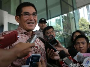 Mantan Ketua MK Hamdan Zoelva Diperiksa KPK