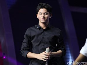 Aliando Syarief Bawa Pulang Piala Lagi