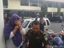 Dituntut 18 Tahun Penjara, Istri Gembong Narkoba Pakistan Menangis