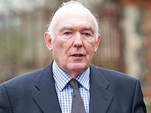 Mantan Dokter Anak di Inggris Diadili Atas Pencabulan 19 Pasien