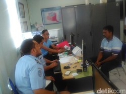 Imigrasi Jember Tangkap WNA Ilegal asal Pakistan