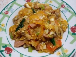 Huah-huah! Enaknya Jajan Mie Instan dan Seblak yang Pedas Menyengat!