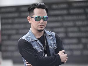 Vagetoz Vakum, Teguh Permana Berkata Lain