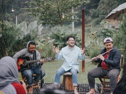 Luncurkan Single, Kunto Aji Ajak Piknik Penggemar