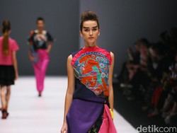 Digelar Offline, Jakarta Fashion Week 2023 Libatkan 116 Desainer dan Label