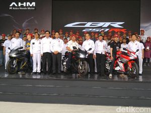 Honda Mulai Produksi CBR250RR