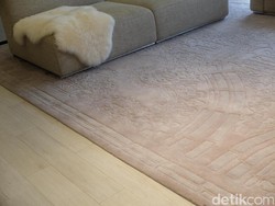 Kenapa Lantai Rumah di Inggris Sering Dipasangi Karpet?