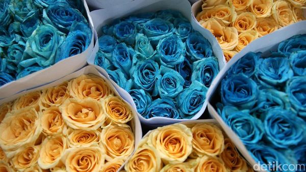 Geliat Pasar Bunga Rawa Belong