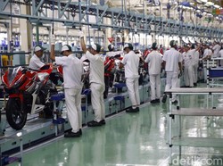 Honda Siapkan CBR250RR Versi Telanjang?