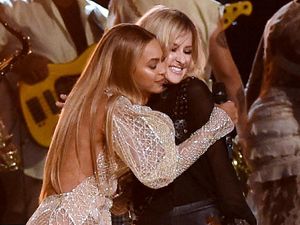 Ini Dia Nominasi Song of the Year dari Grammy 2017