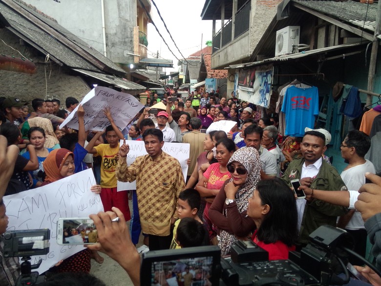 Sekelompok Warga Tolak Djarot yang Kampanye di Kampung Nelayan Cilincing