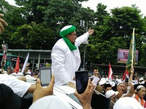 Neno Warisman: Habib Rizieq akan Hadir Lewat Video Saat Reuni 212 Neno Warisman: Habib Rizieq akan Hadir Lewat Video Saat Reuni 212