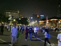 Pendemo Bertahan di Patung Kuda,  tapi Ada yang Bergerak ke Arah Istana