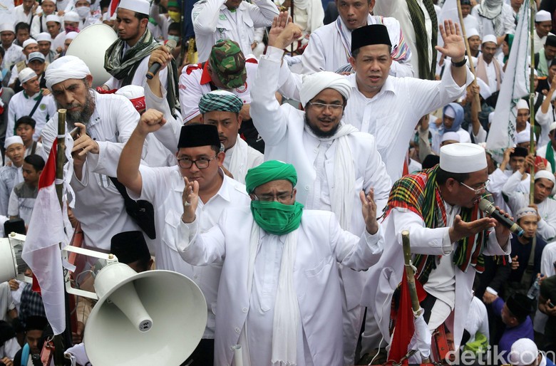 Fadli Zon: Jokowi Harus Klarifikasi Soal Aktor Politik Tunggangi Demo