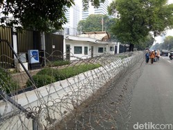 Demo 4 November, Kedubes AS Dipasang Kawat Berduri dan Dijaga Ketat Polisi