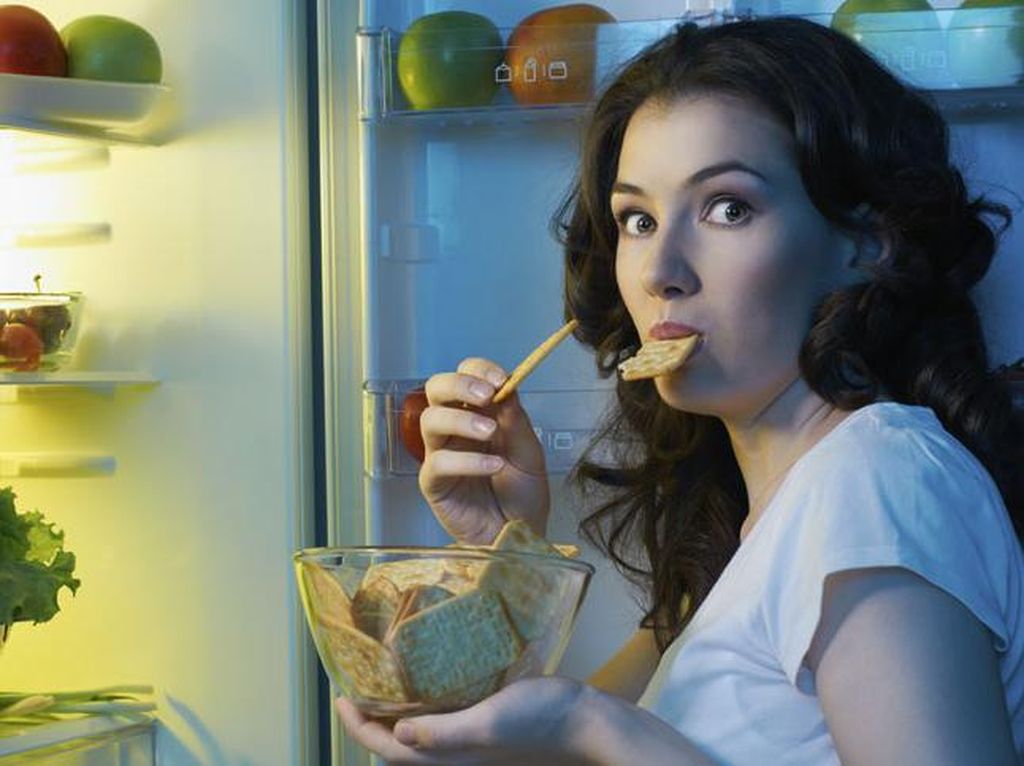 Terbangun dan Kelaparan Tengah Malam? Ini Makanan yang Tak Bikin Gemuk Terbangun dan Kelaparan Tengah Malam? Ini Makanan yang Tak Bikin Gemuk