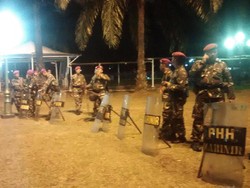 15 SSK Personel Gabungan TNI-Polri Siaga di Gedung DPR